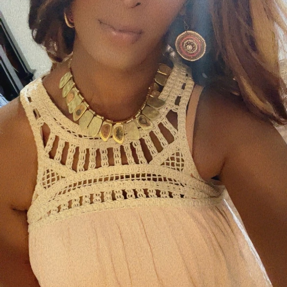 Meet your Posher, Ebby